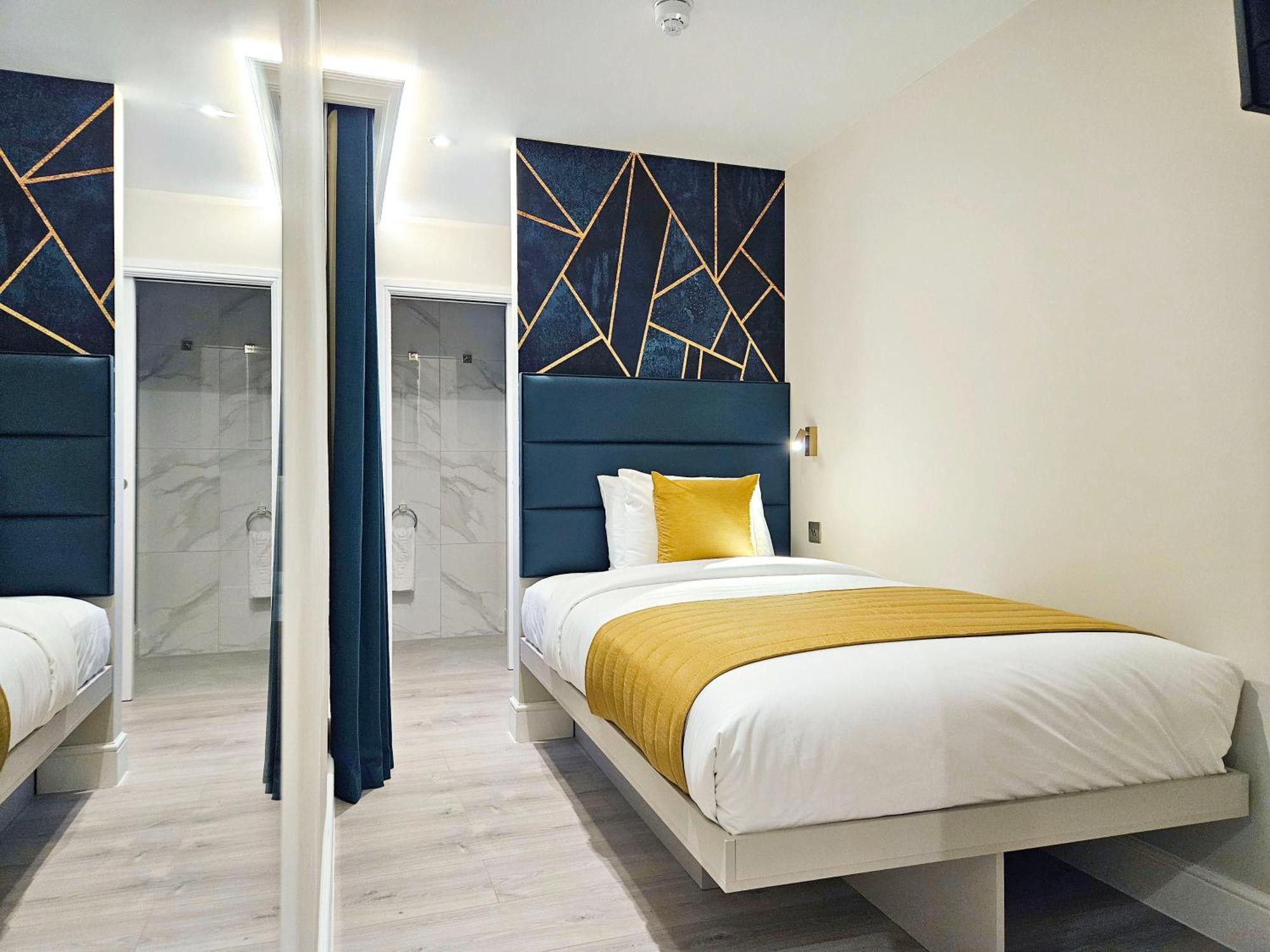 Nox Paddington Hotel London Room photo